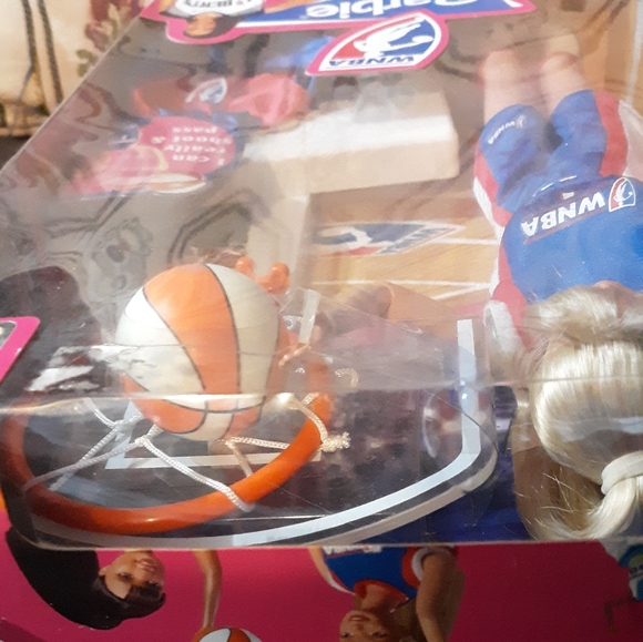 WNBA Barbie - Picture 2 of 9